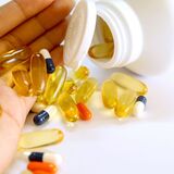 Os 10 Melhores Multivitamínicos de 2024: Centrum, Vitamin Life e muito mais!