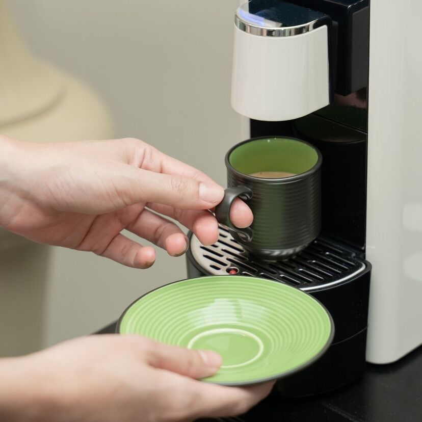 As 10 Melhores Cafeteiras de Cápsula de 2024: da Nespresso, Dolce Gusto e muito mais!