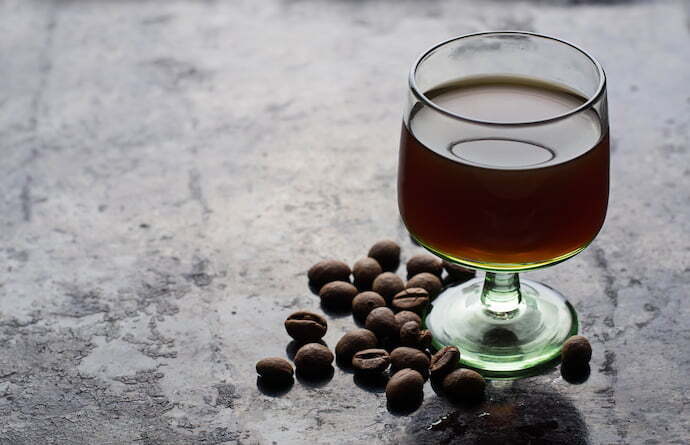 Taça com licor de café