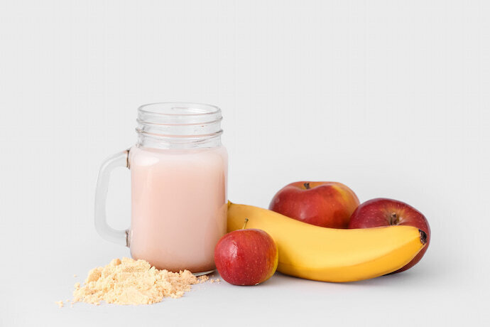 Shake para emagrecer e frutas.