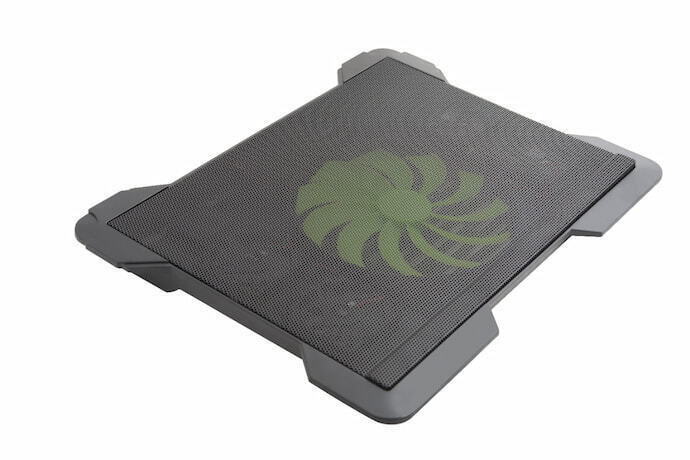 Cooler de notebook de lado preto e verde