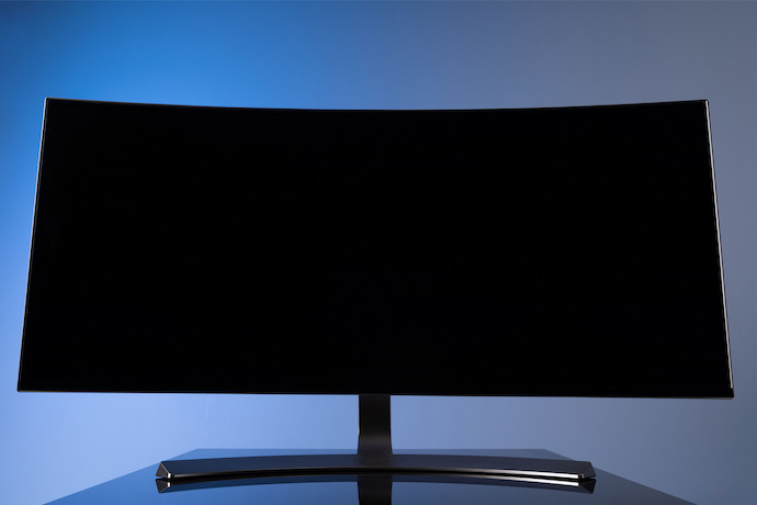 Widescreen monitor com curva