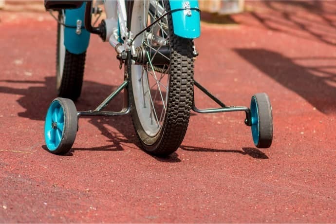 Rodinhas traseiras da bicicleta