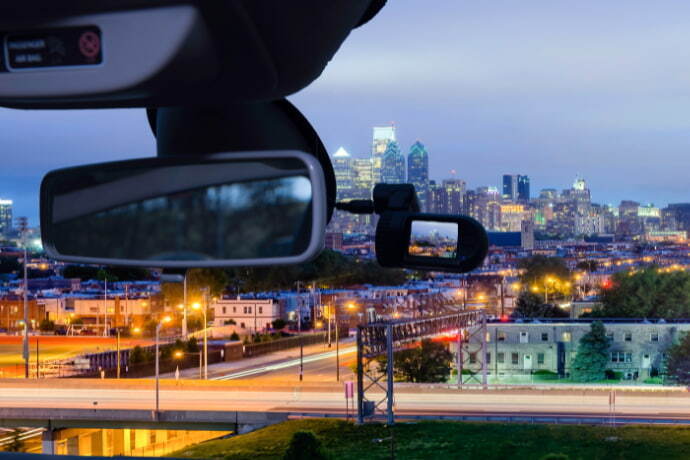 Câmera de carro gravando a noite 