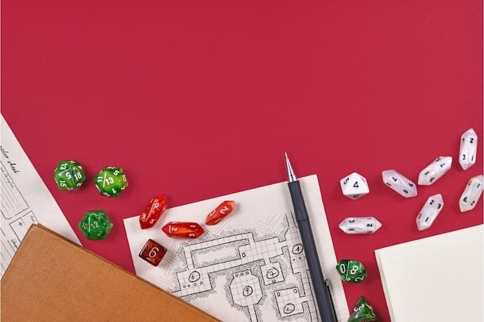 RPG de mesa plano com dados de jogo de RPG, desenhados à mão